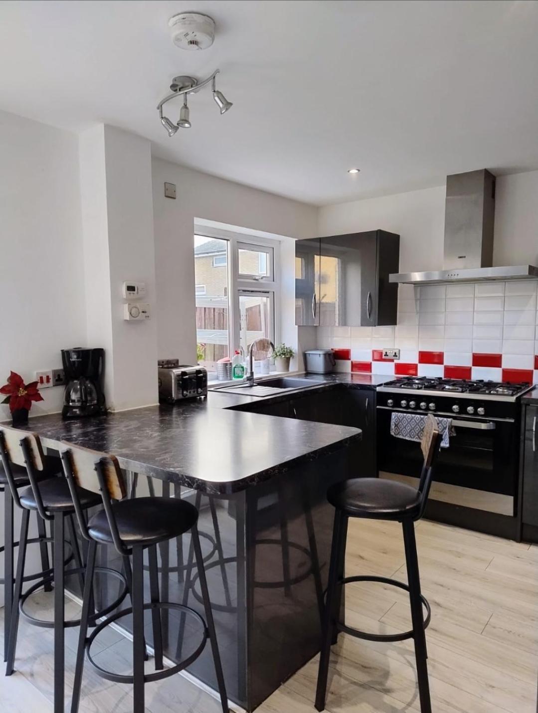 Spacious House In Central Manchester Exterior foto
